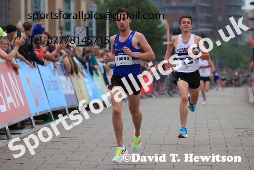 Mens 2024 UK Athletics 5k Road Champs., Newcastle/Gateshead Quayside.  Photo: David T. Hewitson/Sports for All Pics